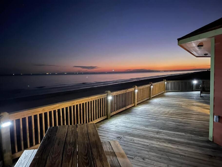 Stunning Beachfront 3 Bedroom Home, Coralmoonbeach Bolivar Peninsula Extérieur photo